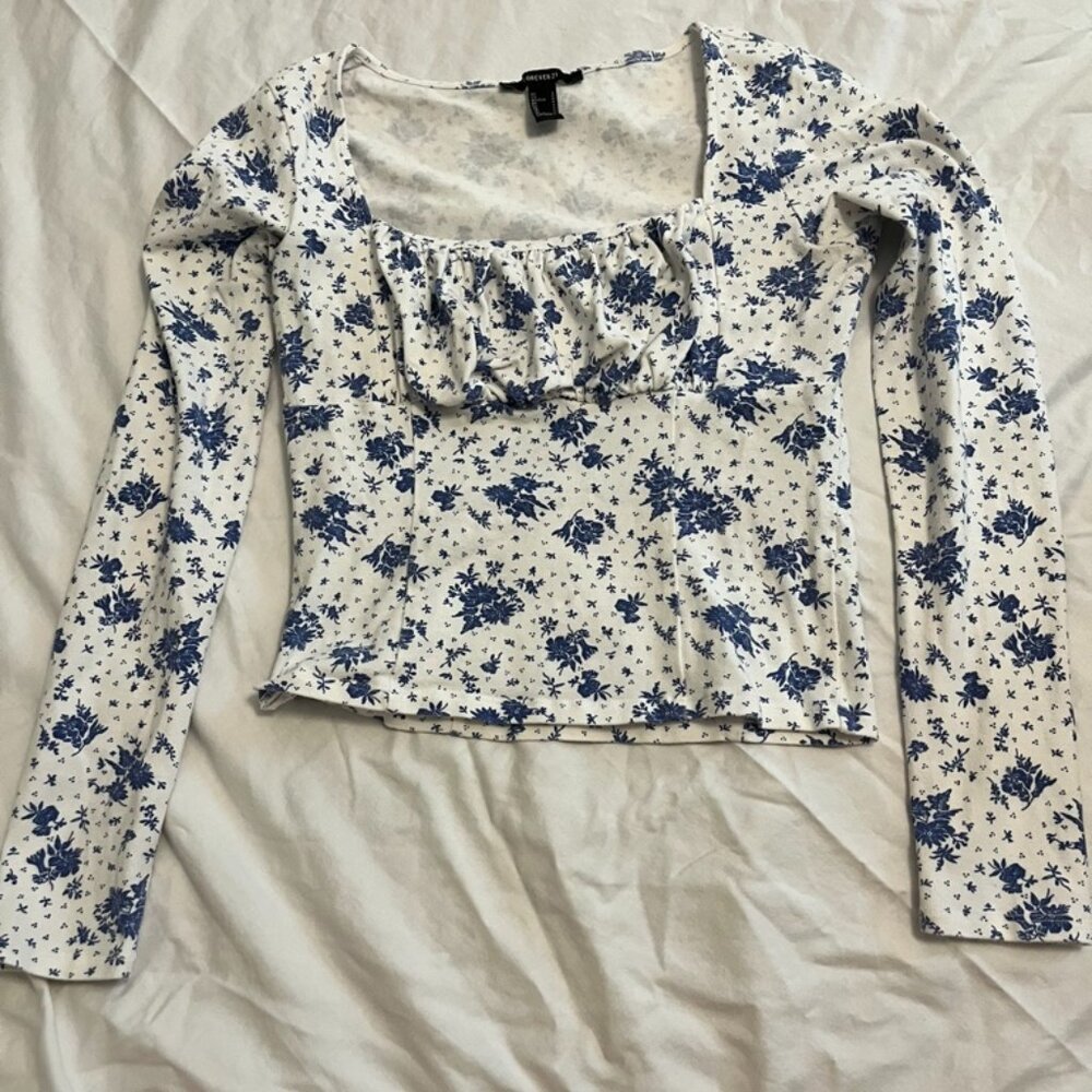Blue/white floral blouse from forever 21 size small